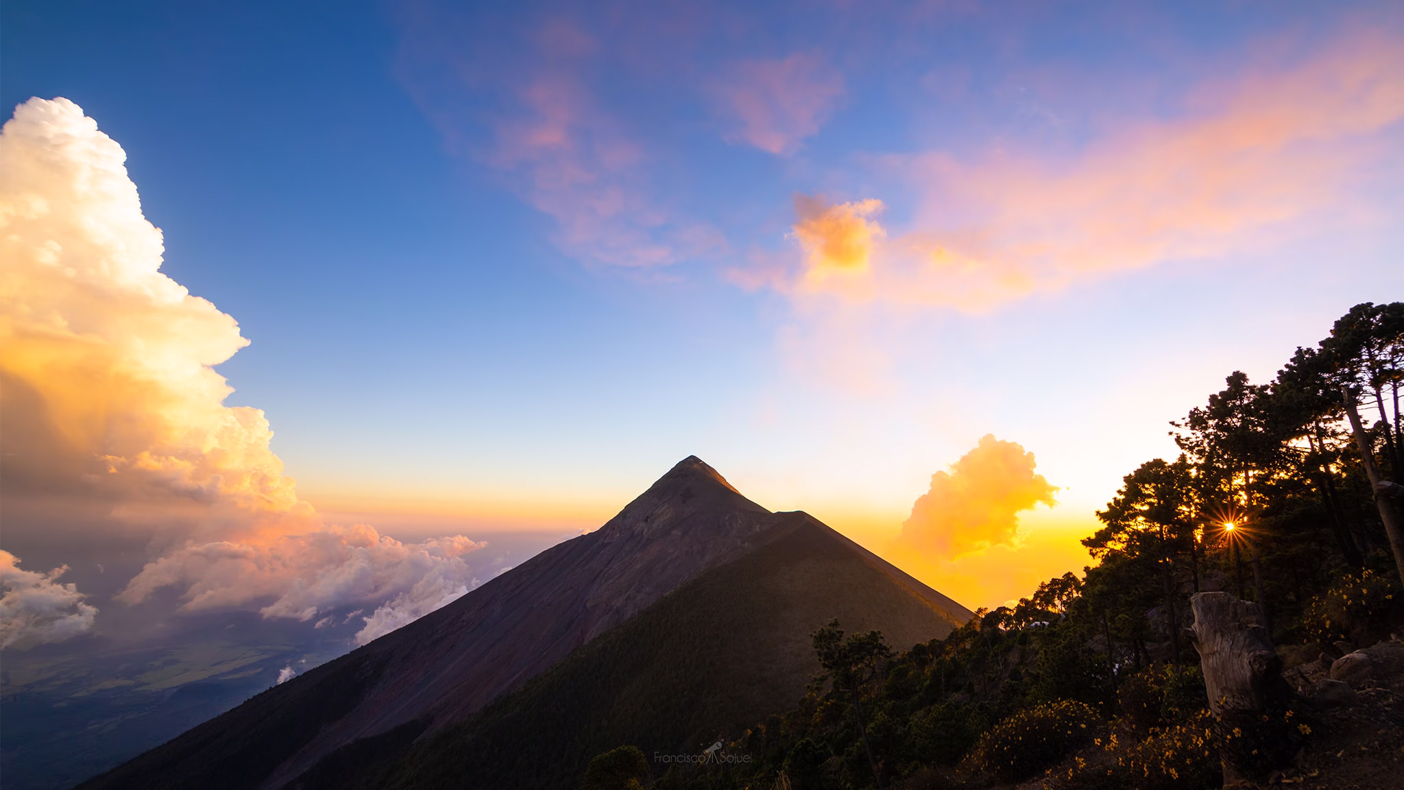 Volcan-fuego-aardecer